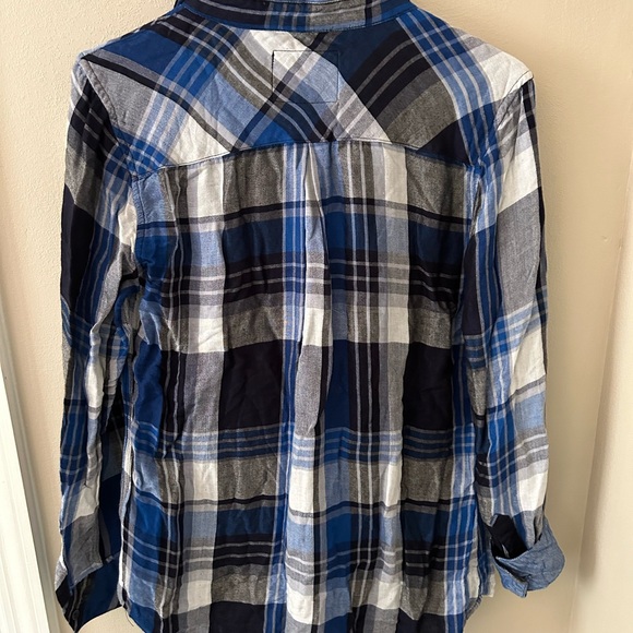 RAILS BLUE PLAID BUTTON DOWN FLANNEL AHIRT WITH POCKETS SIZE SMALL - Picture 9 of 11